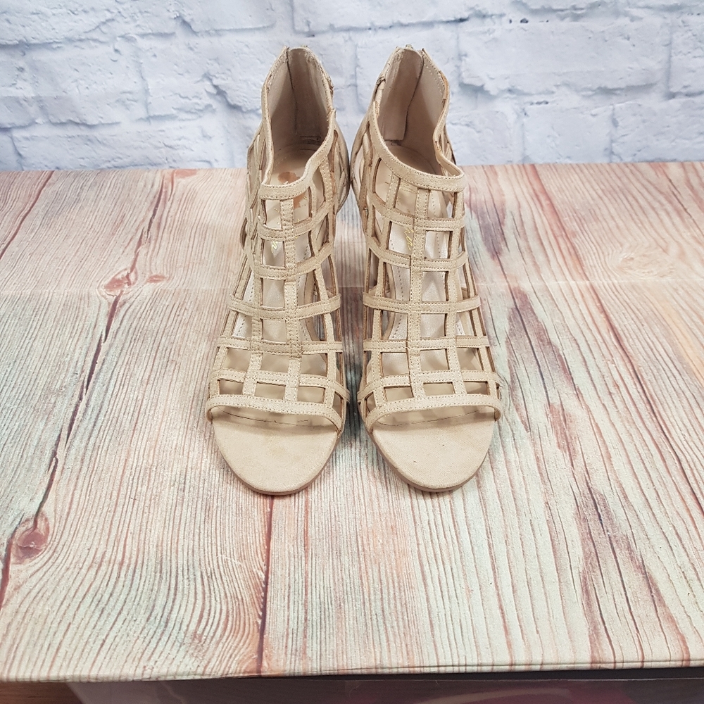 Marc Fisher "Philo" Heel Shoe